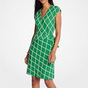 Ann Taylor Green Wrap Midi Dress with Tie Front